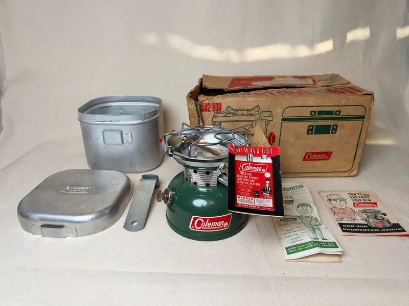 Coleman Single-Burner Camp Stove, Model 502 Sportster — image 1