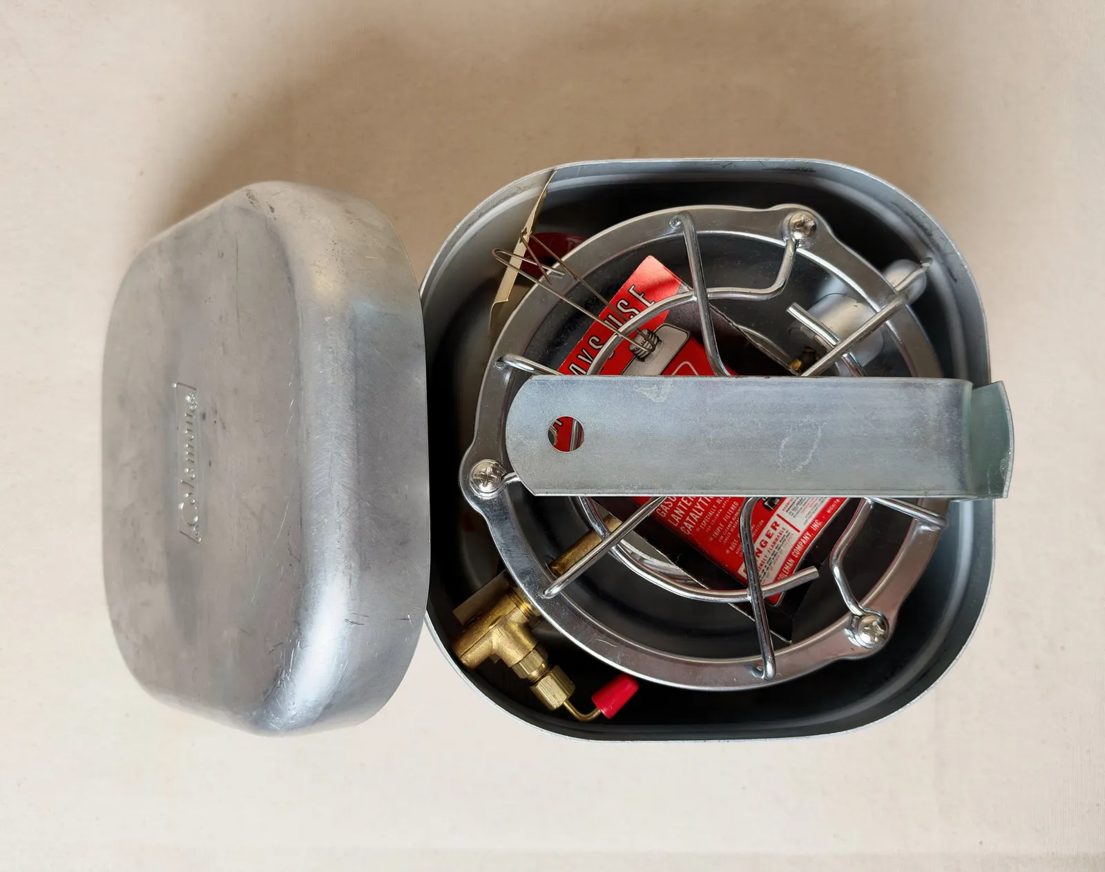 Coleman Single-Burner Camp Stove, Model 502 Sportster — image 6