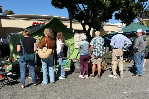 Hundreds of visitors took in the Museum exhibit